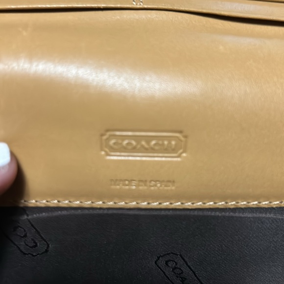 Coach made in Spain smooth leather wallet - Picture 7 of 10